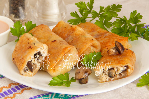 Готовое блюдо: Блинчики с курицей и грибами