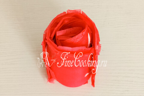 Блинный торт Роза со сливочным кремом. Шаг 17