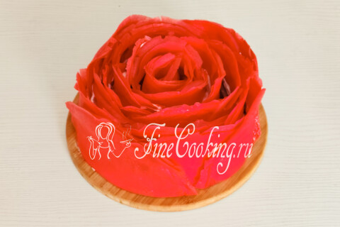 Блинный торт Роза со сливочным кремом. Шаг 18