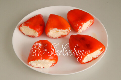 Чушка бюрек (болгарский перец, фаршированный брынзой). Шаг 8