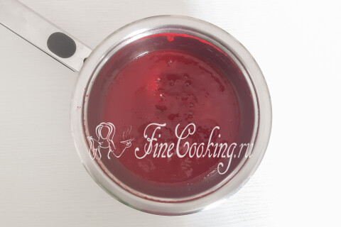 Домашний шоколадный торт со сливочным кремом и ягодами. Шаг 16