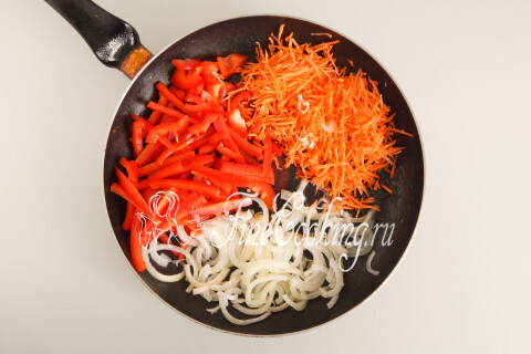 Фунчоза с курицей и овощами. Шаг 5