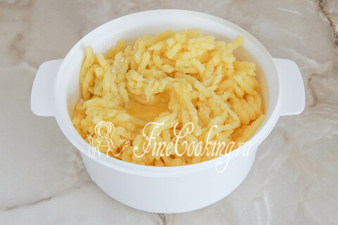 Картофельные пирожки с грибами. Шаг 6
