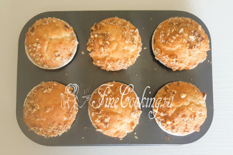 Кексы с грецкими орехами в духовке. Шаг 12