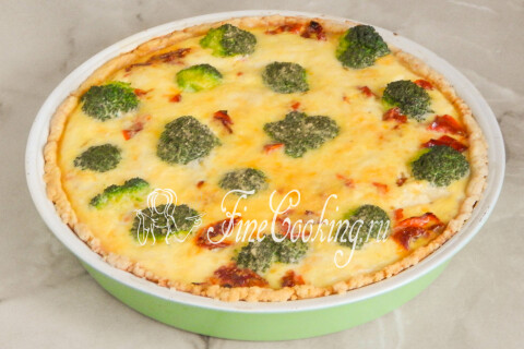 Киш с красной рыбой и брокколи. Шаг 23