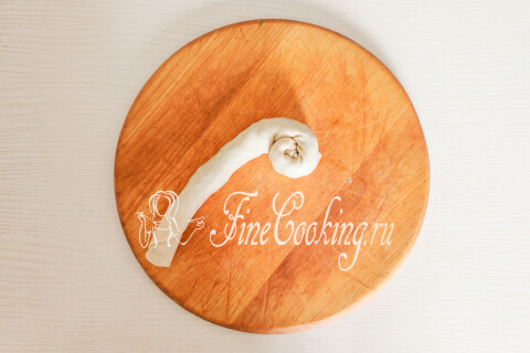 Слоеные лепешки с зеленым луком на сковороде (постные). Шаг 12