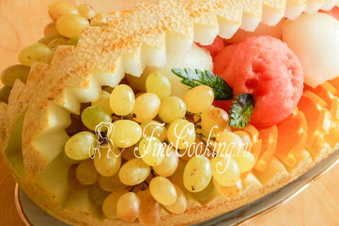 Готовое блюдо: Корзинка из дыни