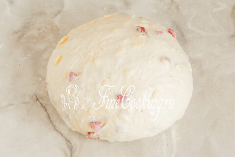 Кулич неаполитанский с грудинкой и сыром. Шаг 23