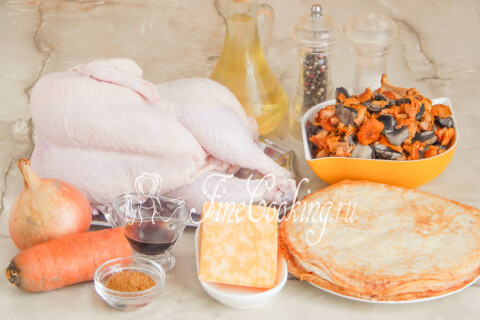 Курица, фаршированная блинами. Шаг 1