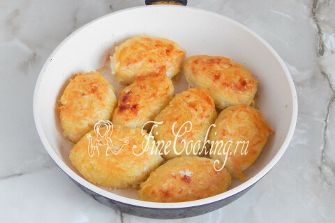Куриные котлеты в картофельной панировке. Шаг 9