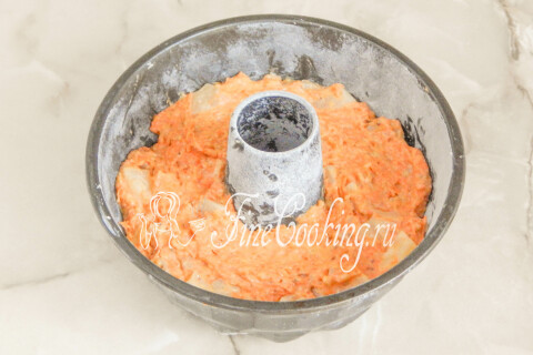 Морковный кекс с ананасами и орехами. Шаг 14