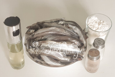 Мойва, запеченная в духовке с корочкой. Шаг 1