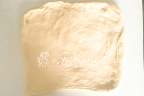 Пасхальный кулич со сгущенкой и изюмом. Шаг 8