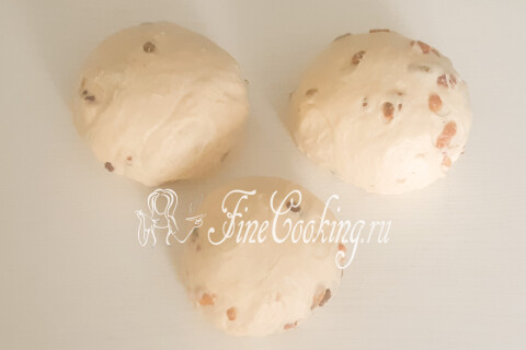 Пасхальный кулич со сгущенкой и изюмом. Шаг 16