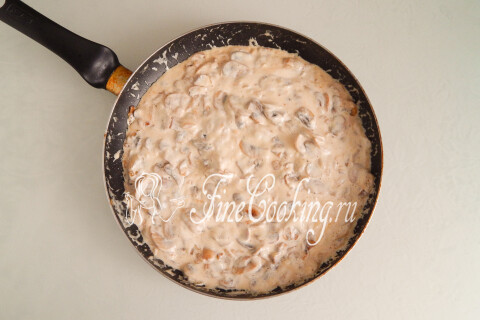 Перец, фаршированный грибами и сыром, в духовке. Шаг 12