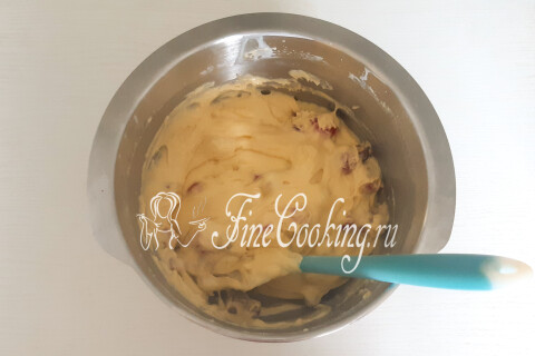 Пирог с клубникой и ревенем в духовке. Шаг 11
