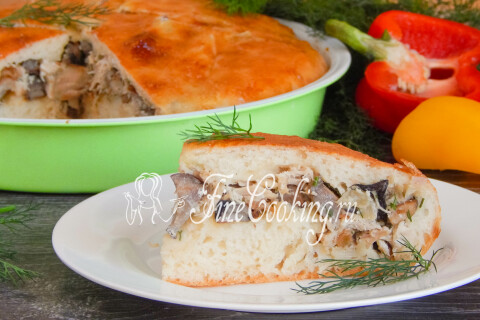 Готовое блюдо: Пирог с курицей и грибами