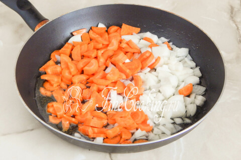 Пирожки с мясом в духовке. Шаг 2
