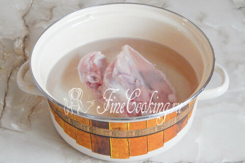 Прозрачный куриный бульон. Шаг 2