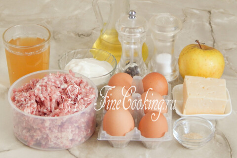 Рулетики из яичных блинчиков с мясной начинкой. Шаг 1