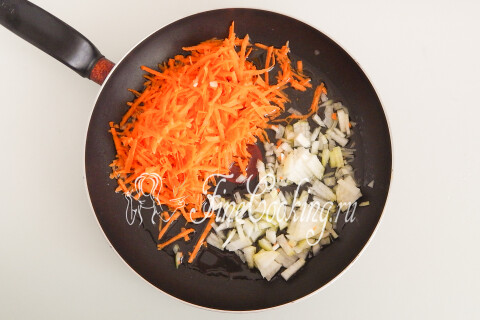 Салат с курицей, грибами и кукурузой. Шаг 4