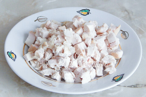 Салат с курицей и мандаринами. Шаг 2
