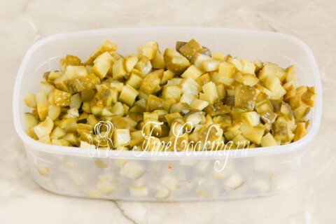 Салат с куриной грудкой и грибами. Шаг 3