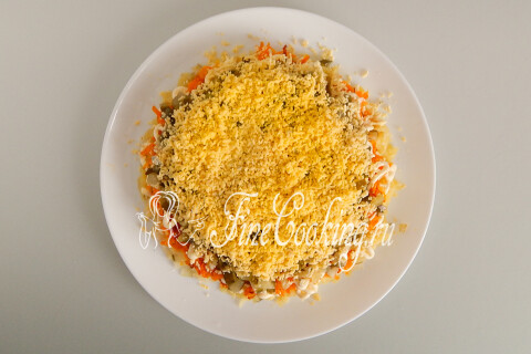 Салат с печенью и огурцами Крокусы. Шаг 16