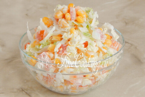 Салат с пекинской капустой и помидорами. Шаг 8