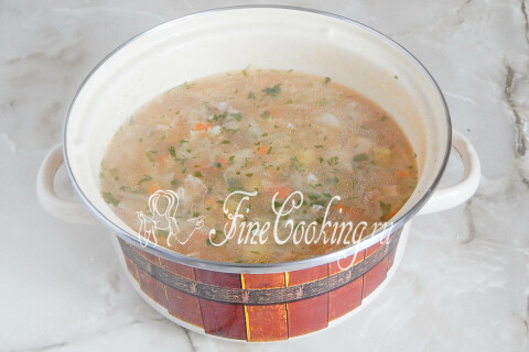 Щи из свежей капусты с курицей. Шаг 8