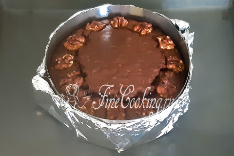 Шоколадный пирог с кабачком и орехами в духовке. Шаг 15