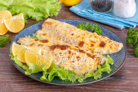 Готовое блюдо: Скумбрия с сыром, запеченная в духовке