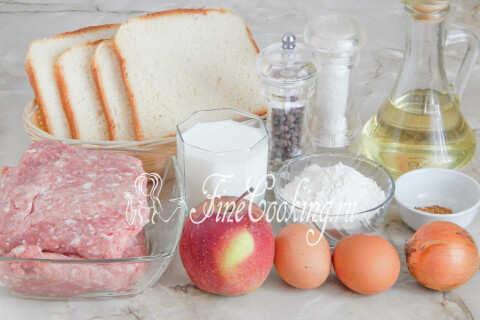 Свиные биточки с яблоками. Шаг 1
