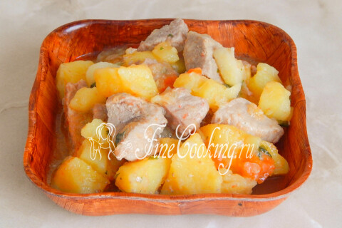 Тушеный картофель с мясом в мультиварке. Шаг 13