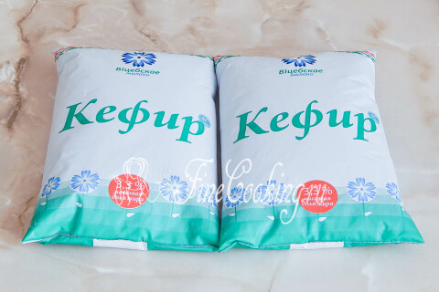 Творог из замороженного кефира. Шаг 1