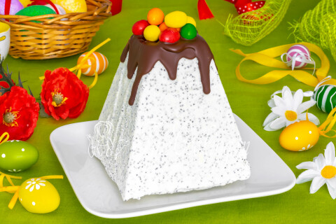 Готовое блюдо: Творожная пасха с маком и шоколадом
