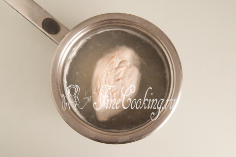 Яичные блинчики с курицей, грибами и сыром. Шаг 9