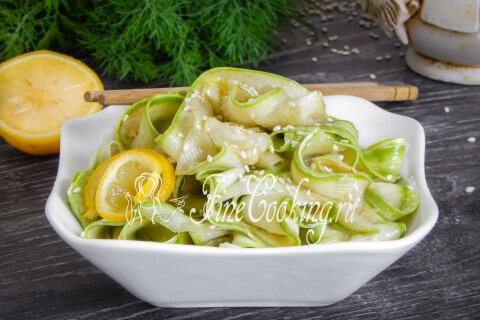 Готовое блюдо: Закуска из кабачка с кунжутом