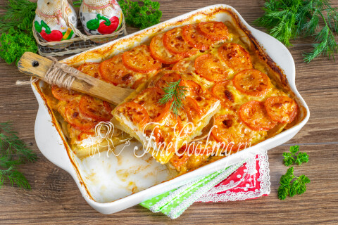 Готовое блюдо: Запеканка из картофеля с курицей, помидорами и сыром