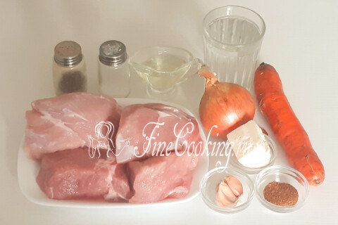 Жаркое из свинины в горшочках в духовке. Шаг 1